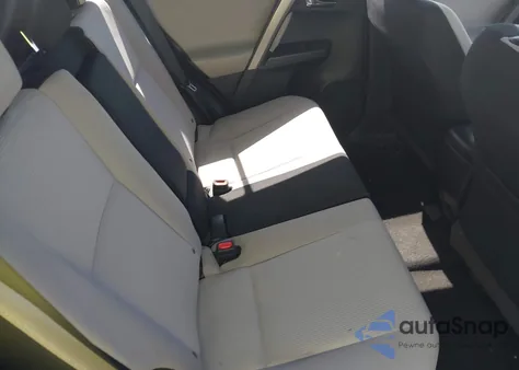 2018 Toyota Rav4 Xle z USA, uszkodzony, nr VIN 2T3RFREV8JW713319